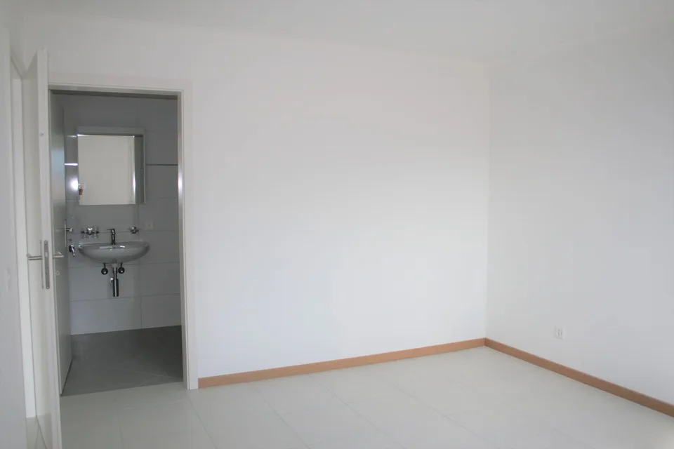 Funktionaler 3.5-Zimmer-Apartment mit Balkon – Foto 9 von 14