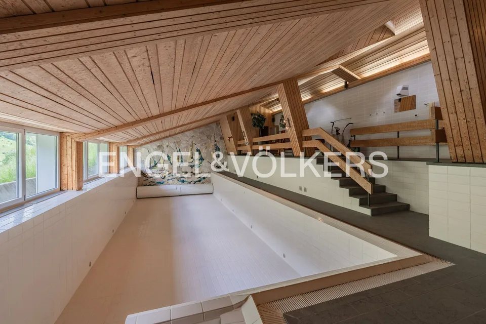 Villa de montagne imposante avec 472 m2 de surface totale – photo 5 sur 5