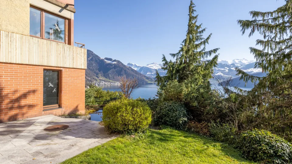 TEMPORAIRE : Villa d'architecte avec vue lac et montagne imprenable