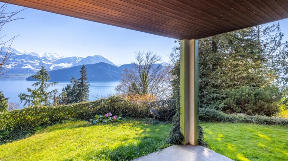 TEMPORAIRE : Villa d'architecte avec vue lac et montagne imprenable