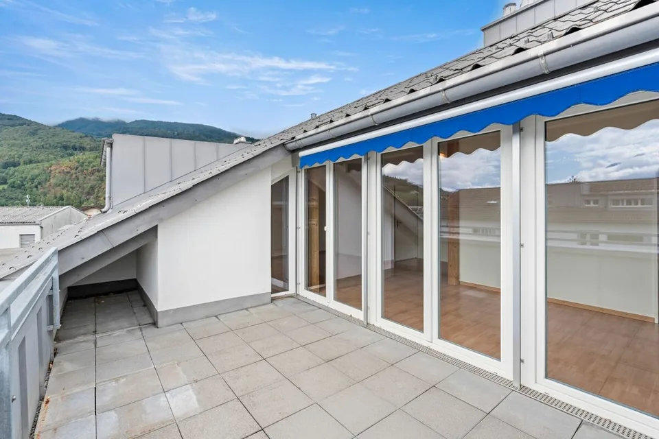 (RÉSERVÉ) appartement mansarde lumineux 3,5 pièces avec terrasse & vue panoramique – photo 13 sur 15