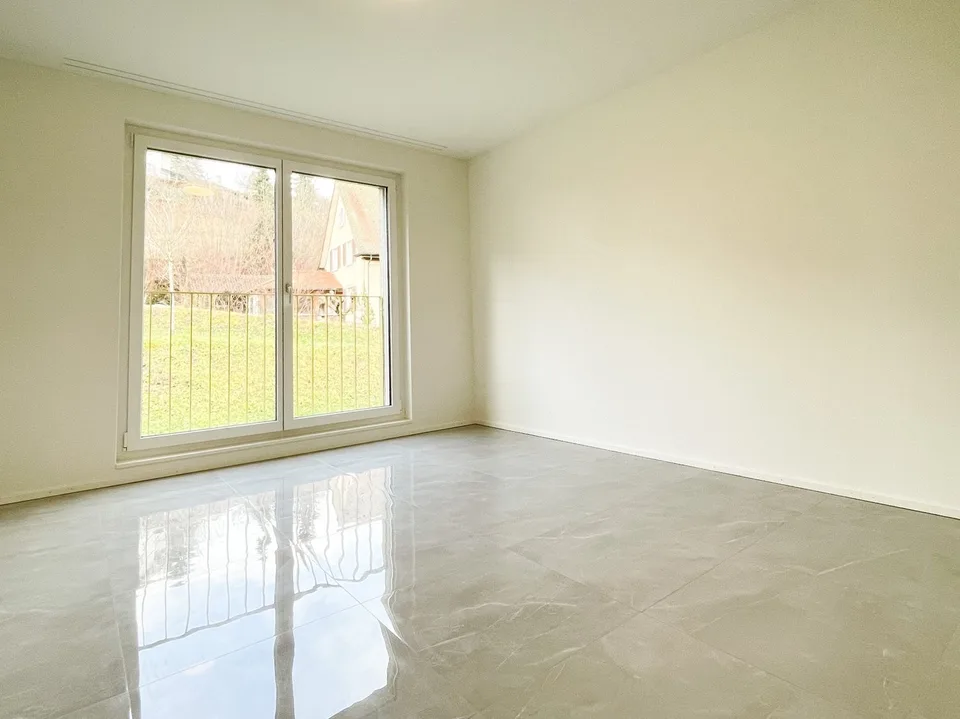 Moderne 2-Zimmer-Wohnung im 1. OG in Waldenburg