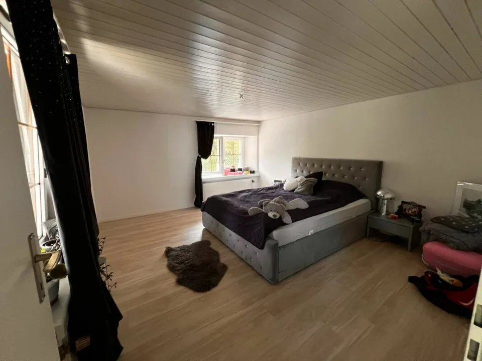 Grosszügige 3.5-Zimmer-Wohnung mit Garage & Top-Verkehrsanbindung in Othmarsingen
