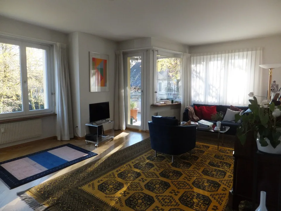Appartement moderne de 3,5 pièces dans le quartier populaire de Schosshalden – photo 2 sur 8