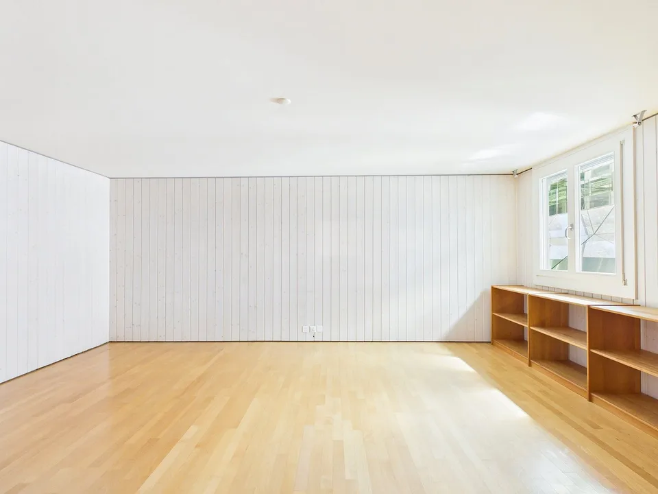 10.5-Zimmer-Einfamilienhaus mit Aussicht – Foto 9 von 13