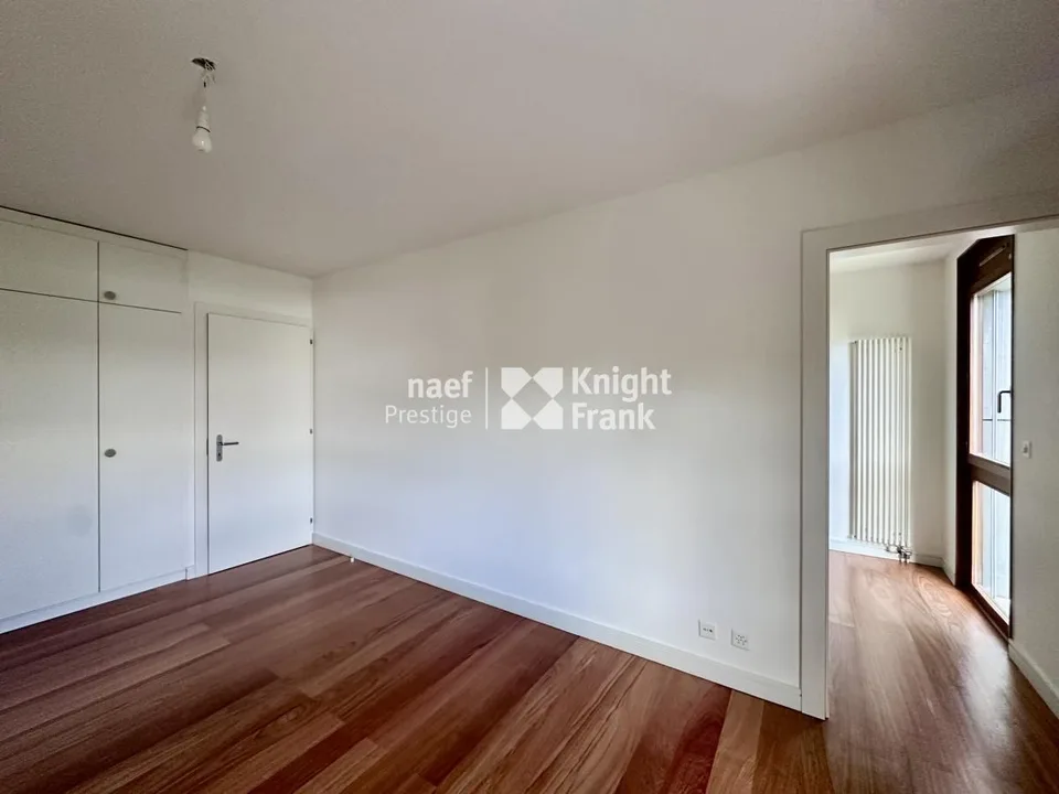 Bello duplex in una residenza sicura a Cologny