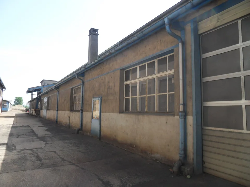 ATM local 1523 - Commercial / retail space for rent – 280 m² – photo 2 of 9