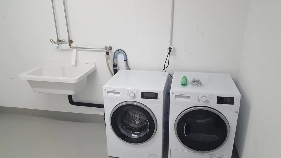 Moderne Traumwohnung im Eigentumsstandard in Stettlen sucht Mieter