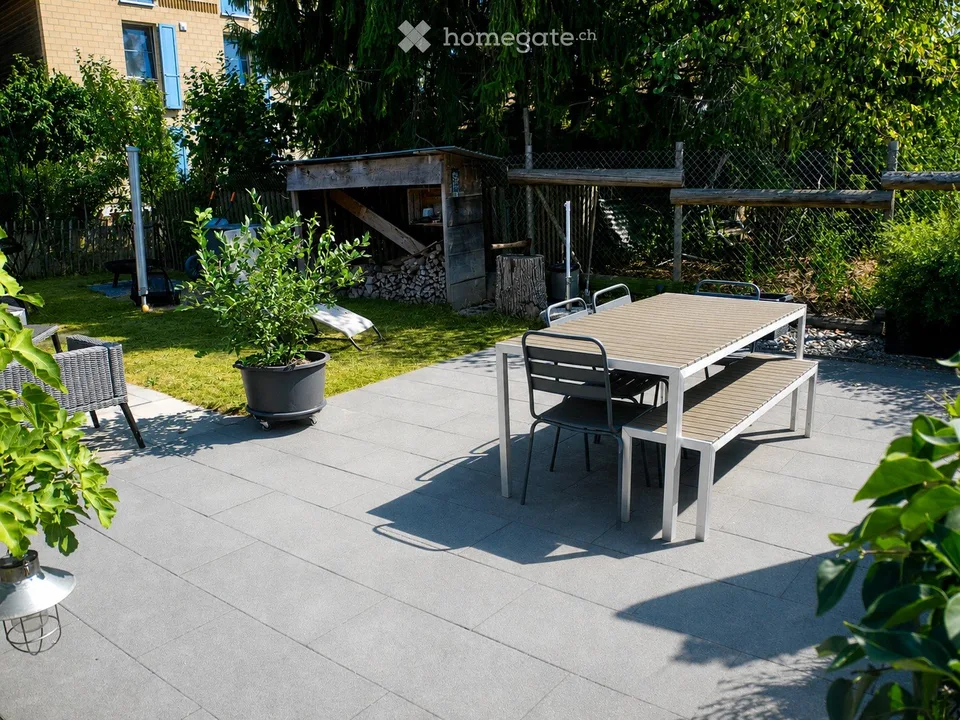 Charming 4.5-room apartment in Ossingen – Historic house with modern comfort