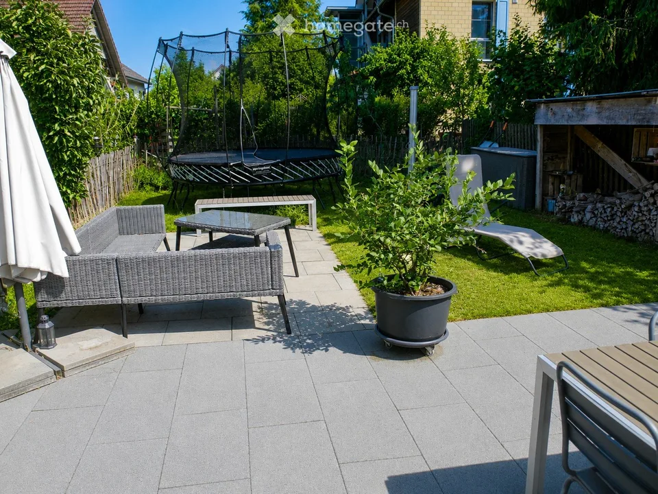 Charming 4.5-room apartment in Ossingen – Historic house with modern comfort