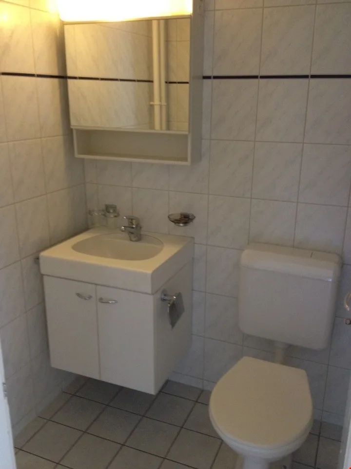 4-bedroom apartment in a quiet and family-friendly location in Brügg – photo 10 of 10