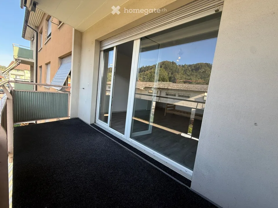 Bright 3.5-room apartment freshly renovated in St. Margrethen SG – available immediately