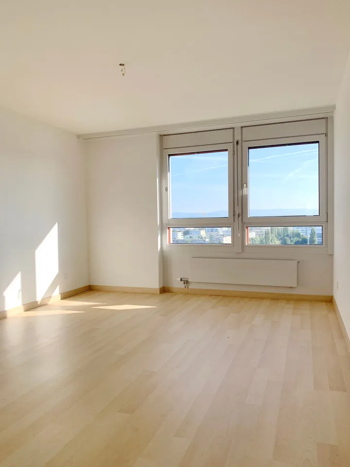 Family apartment in a green environment