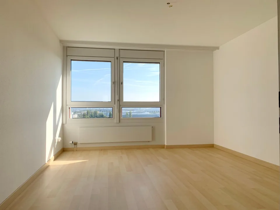 Family apartment in a green environment
