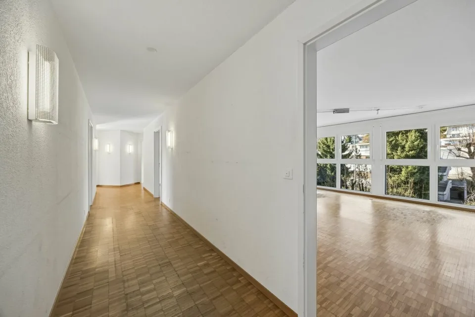 Attractive commercial space with archive room and parking hall – photo 9 of 13