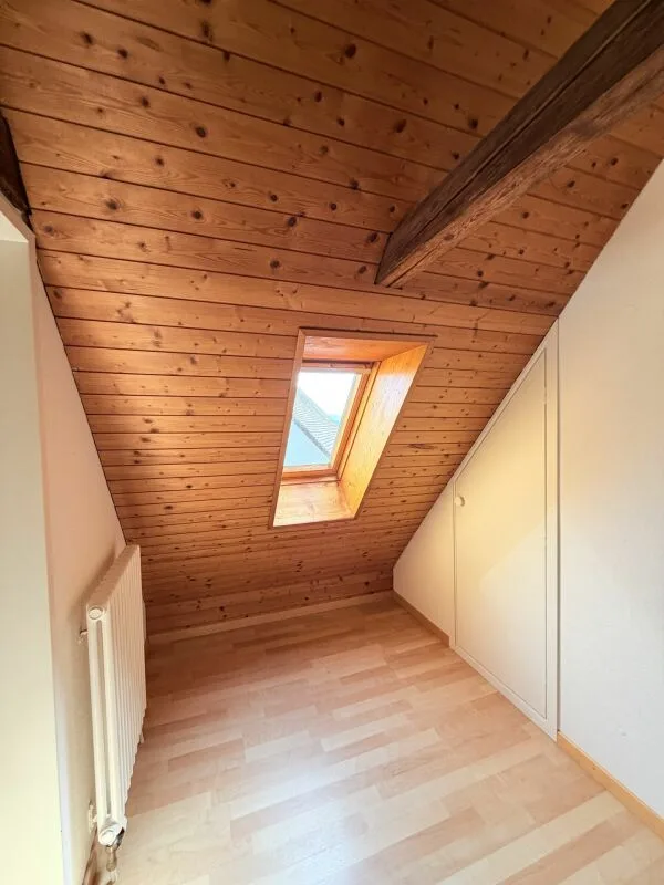 Appartamento duplex di 3.5 locali a Hermetschwil