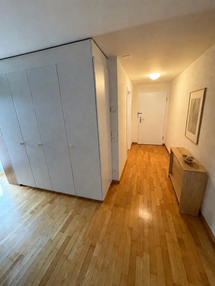 Appartement spacieux 1.5 pièces avec balcon à Menziken