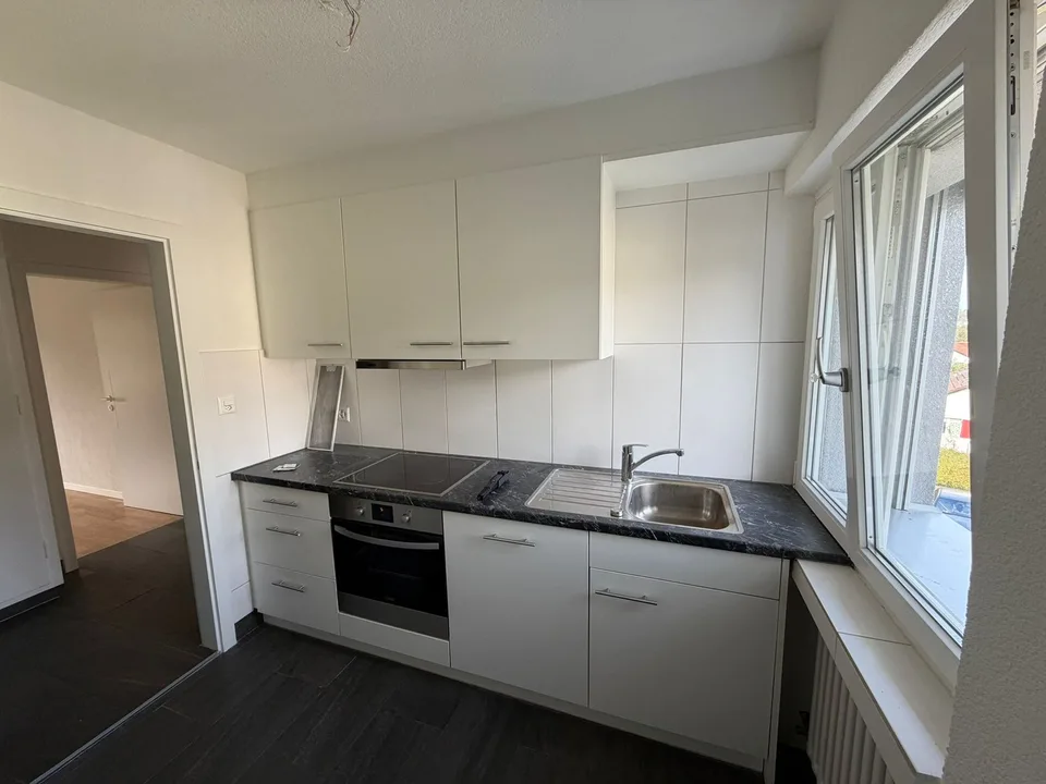 Available now: Bright 3.5-room apartment with balcony in Rüti ZH