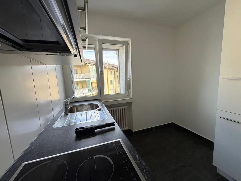 Available now: Bright 3.5-room apartment with balcony in Rüti ZH