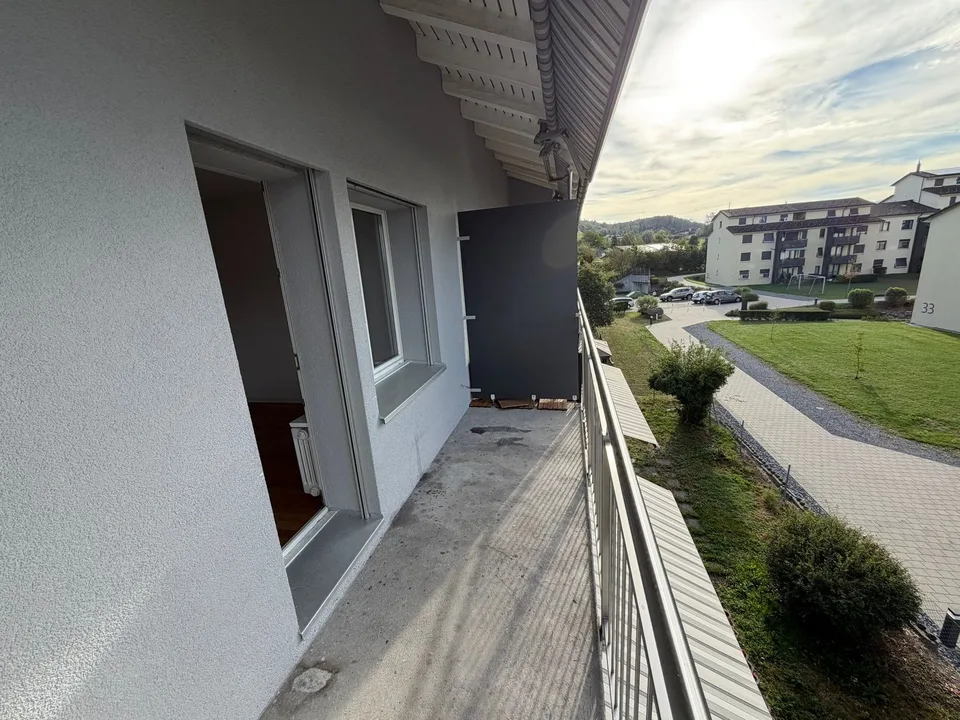 Available now: Bright 3.5-room apartment with balcony in Rüti ZH