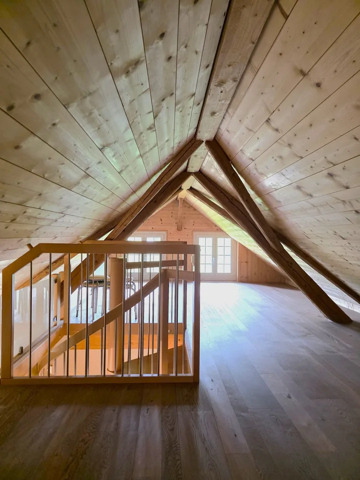 Natural living under the roof – stylish 4.5-room apartment with flair