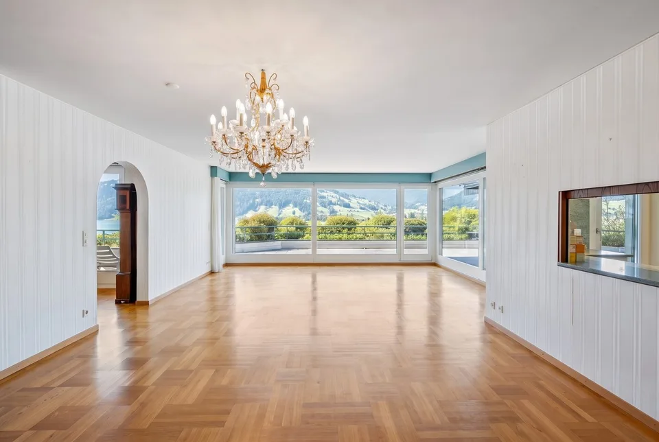 Un foyer avec vue, terrasse spacieuse & vue sur le lac d'Ägeri – photo 2 sur 11