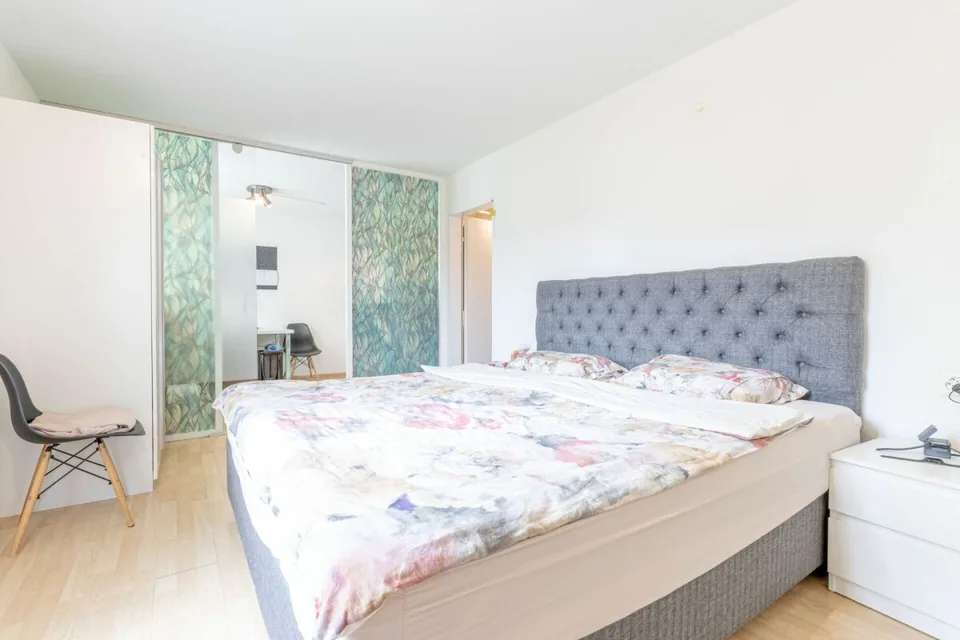 4.5-Zimmer-Gartenwohnung mit flexiblem Raumkonzept – Foto 9 von 18