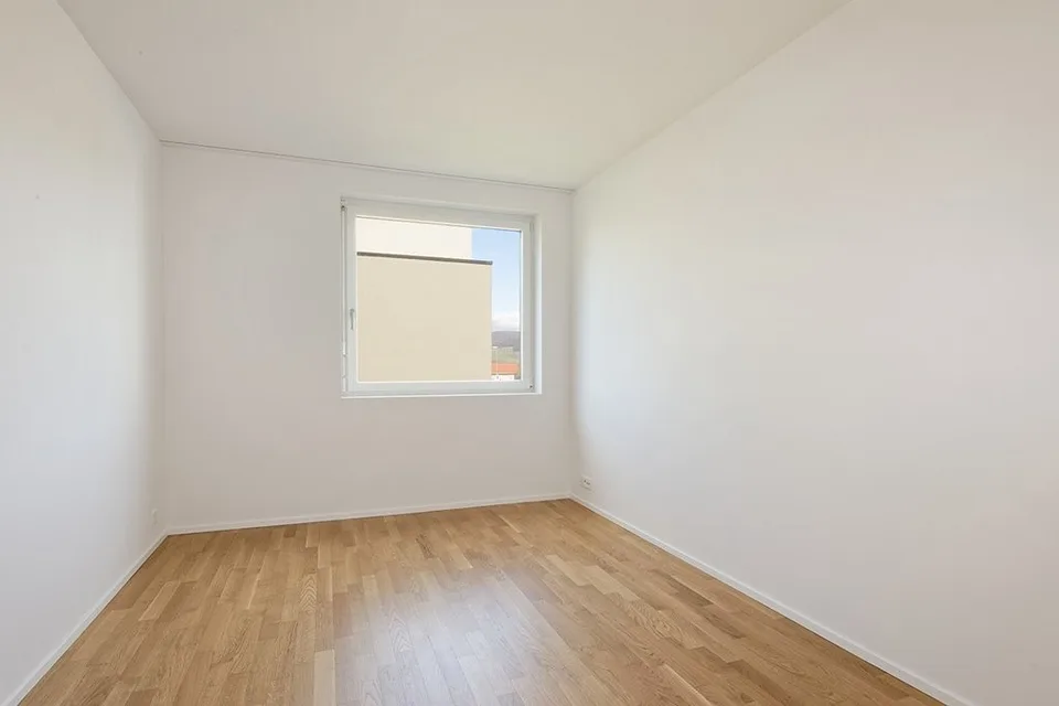 moderne 4.5-Zimmerwohnung (EG) im Grünen