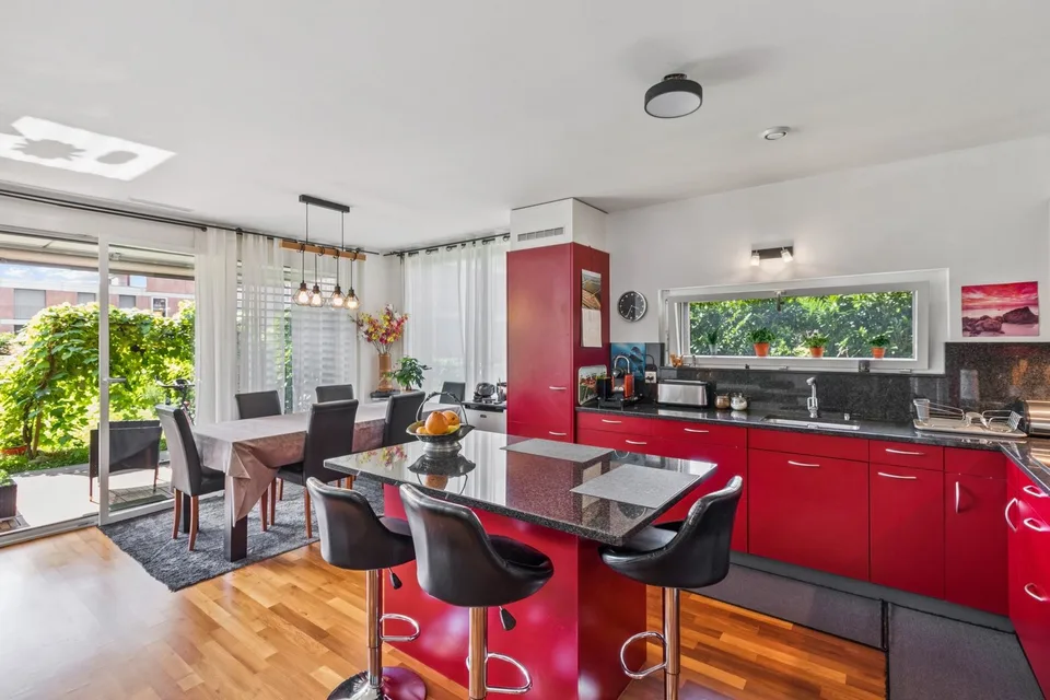 Helles 3.5-Zimmer-Wohnung mit 100 m² Garten. – Foto 5 von 26