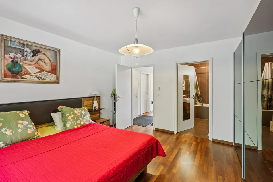Helles 3.5-Zimmer-Wohnung mit 100 m² Garten. – Foto 10 von 26