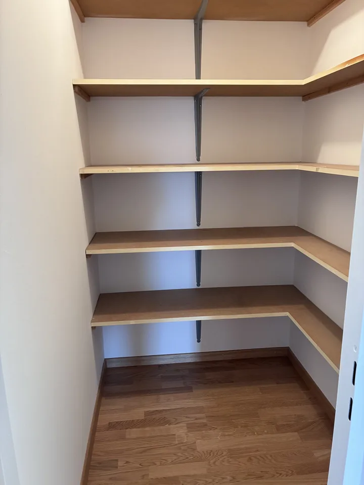 4 1/2-Zimmerwohnung mit 2 Nasszellen und Balkon – Foto 18 von 18