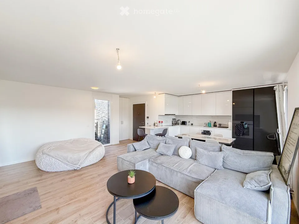 Wohnung 4 Zimmer zur Miete in Plan-les-Ouates