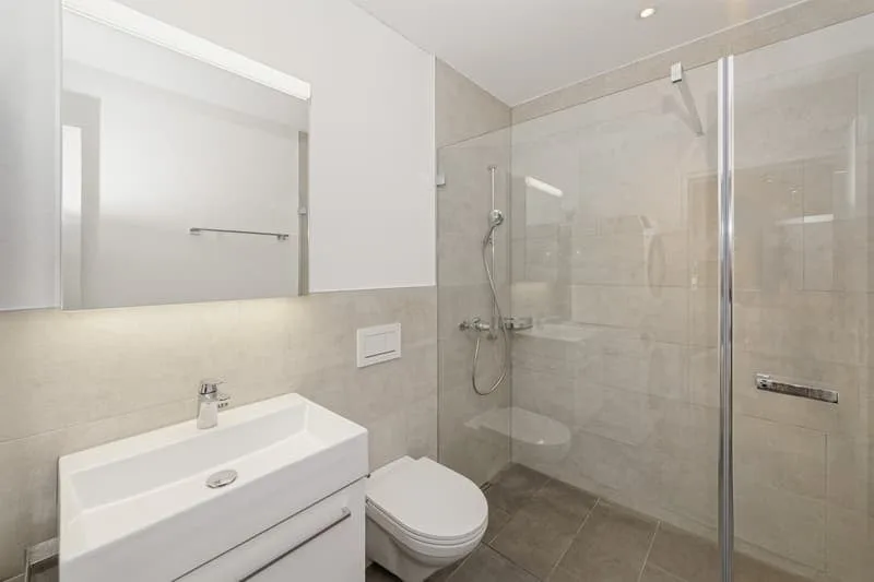Appartement neuf dans un endroit de rêve directement sur le rivage du lac à Rapperswil-Jona – photo 2 sur 6