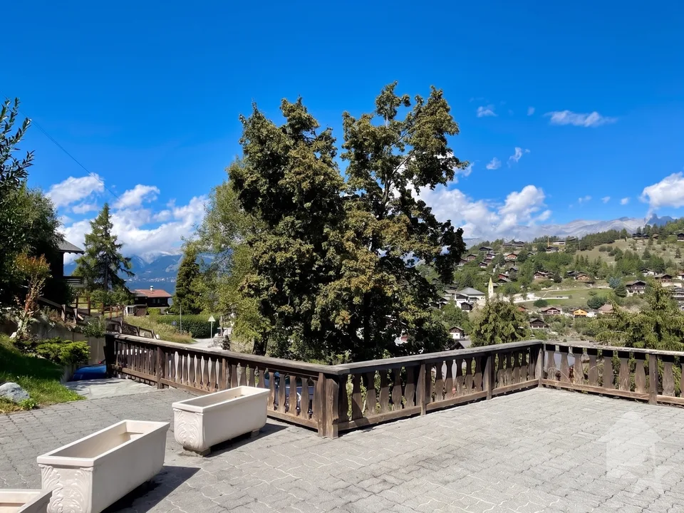 Nel cuore della stazione, piacevole appartamento di 2.5 locali con un'ampia terrazza – foto 10 di 13