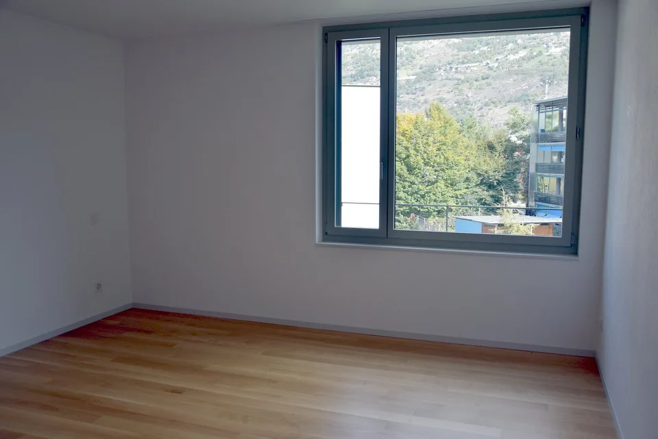 Moderne 3.5-Zimmerwohnung - 5 Min. von Lonza