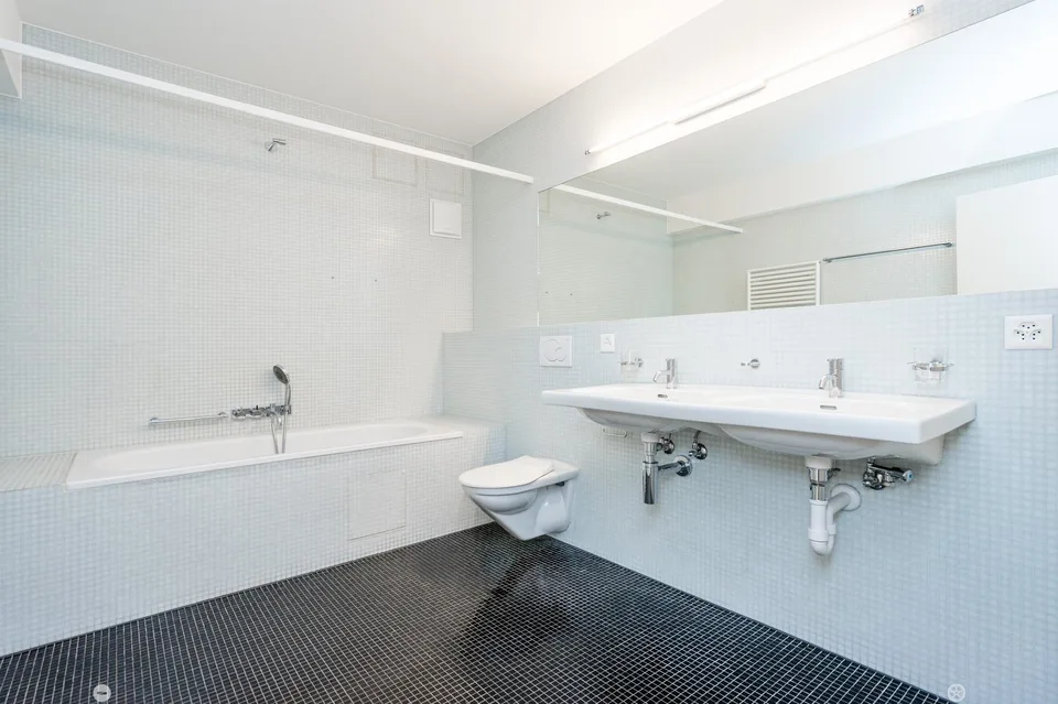 Erleben Sie 142m2 modernstes Wohnparadies im Herzen von Biel! – Foto 7 von 9