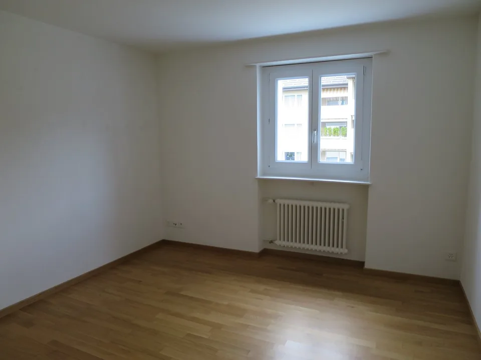 *** Accogliente, luminoso appartamento di 4 locali a Turbenthal ***
