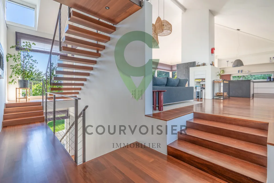 Magnifique Villa mit Panoramablick und Spiegelteich – Foto 6 von 22