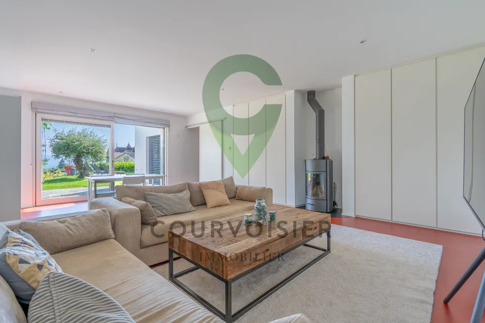 Magnifique Villa mit Panoramablick und Spiegelteich – Foto 7 von 22