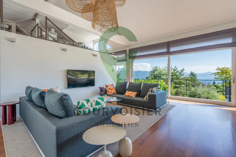 Magnifique Villa mit Panoramablick und Spiegelteich – Foto 5 von 22