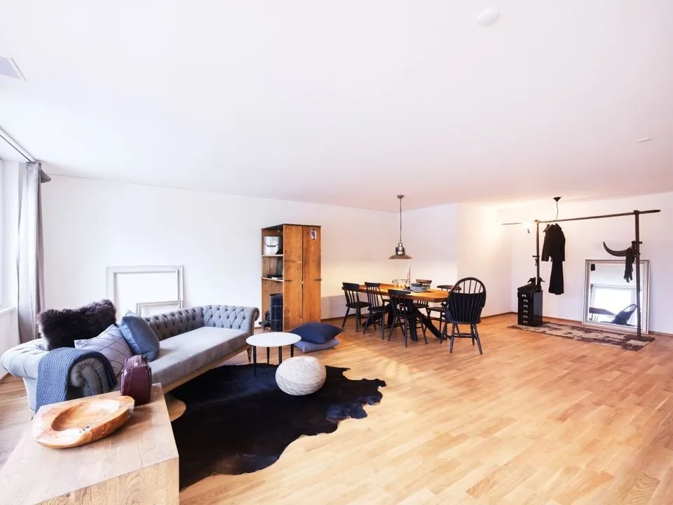 Preiswerte moderne 2.5-Zimmerwohnung ohne Balkon 51m2 – Foto 2 von 7