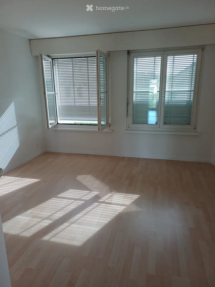 Charming 4.5-room maisonette apartment in Dürnten – available immediately