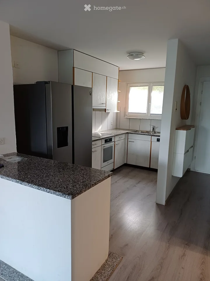 Charming 4.5-room maisonette apartment in Dürnten – available immediately