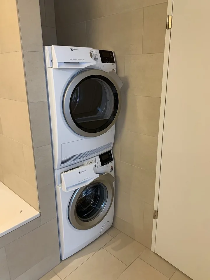 Spacious and modern new apartment