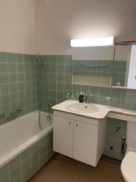 Gemütliches 1.5-Zimmer-Studio mit Sitzplatz in Uitikon