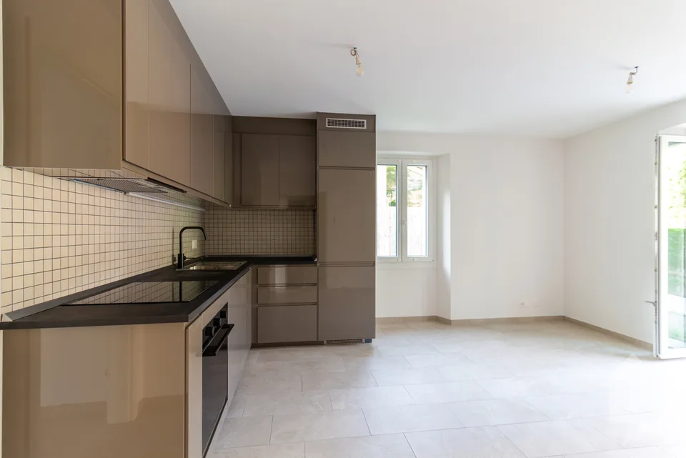 Gebäude mit drei Wohnungen komplett renoviert mit Geschmack – Foto 8 von 13