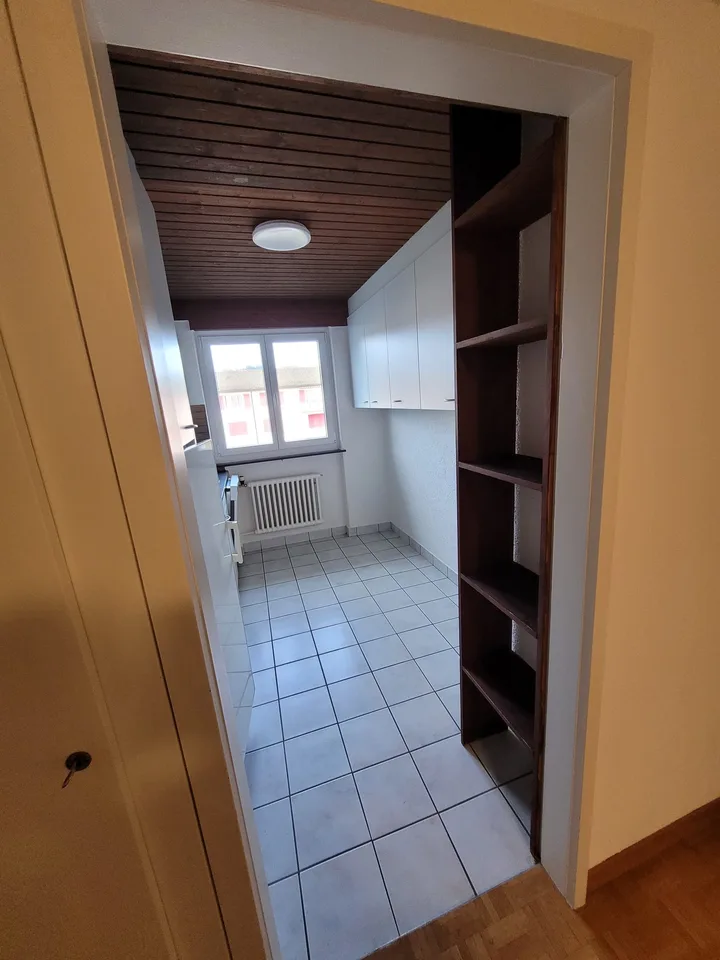 Charming 5.5-room apartment with gallery and plenty of character