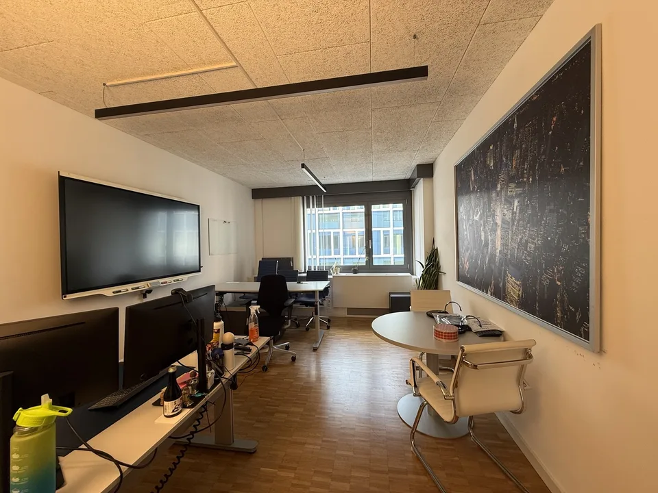 UFFICIO IN POSIZIONE CENTRALE – foto 2 di 5