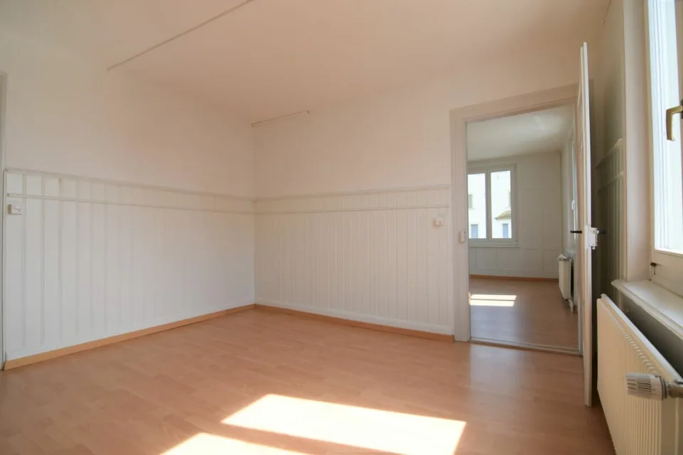 Heimelige 3.5-Zimmerwohnung im Erdgeschoss – Foto 2 von 6