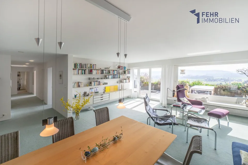 Fehr Immobilien - 5.5-Zi.-Terrassenhaus mit herrlicher Aussicht – Foto 15 von 26